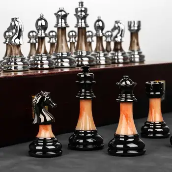 Шах висок клас подарък кутия от масивно дърво сгъваема шахматната дъска, имитация на колена, фигури, ретро-стилът на европейския украса